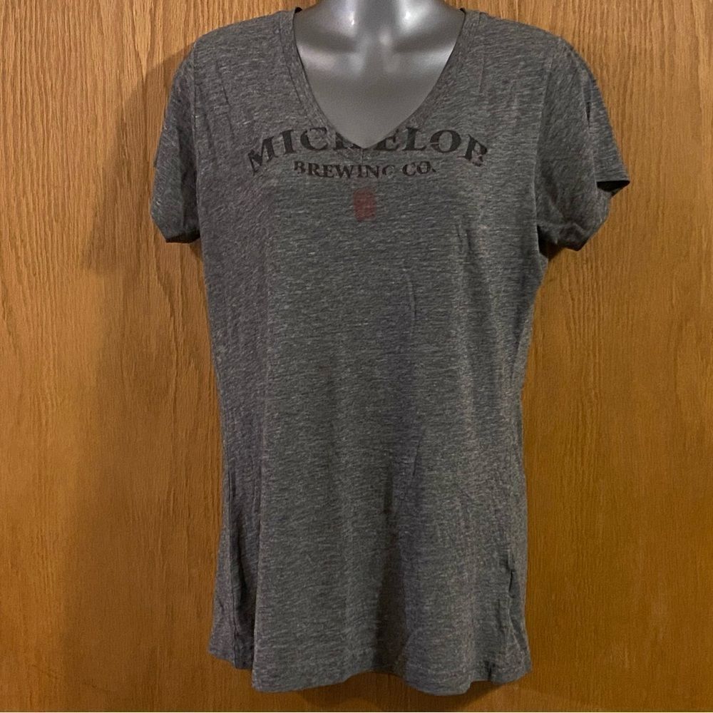 ☀️3 for $24☀️Michelob Brewing Company T-shirt, size XL. (S105)